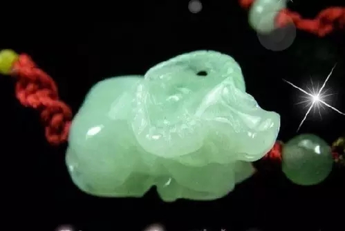 佩戴生肖首飾最好找到兩兩相配的 生肖首飾都有哪些寓意？